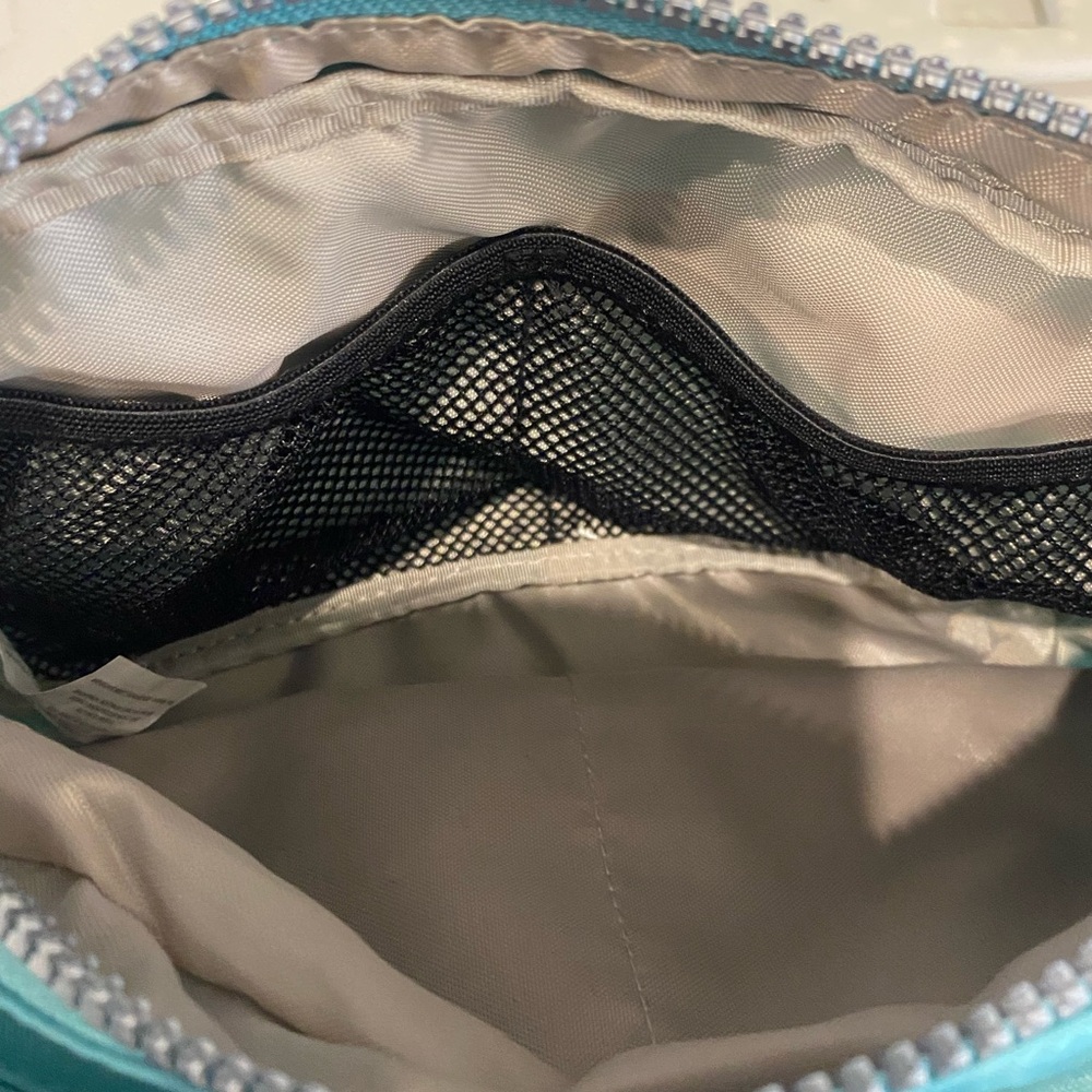 Kipling Aqua Cosmetic Bag - Picture 6 of 6